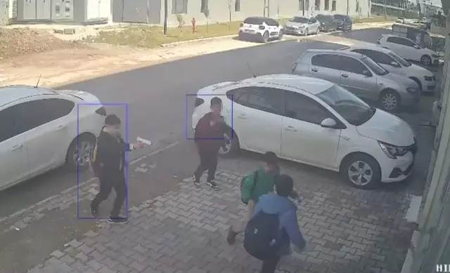 Pes dedirten olay: Görüntüyü izleyen baba, savcılığa koştu