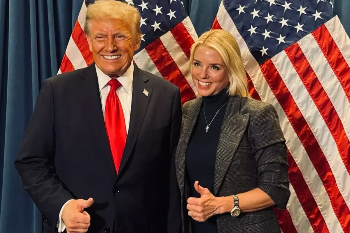 Trump, Adalet Bakanı Pam Bondi\'yi görevden aldı