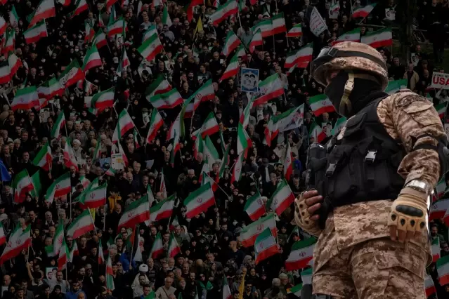 Trump’ın uykularını kaçıracak hazırlık! İran’ın cepheye gitmeye hazır asker sayısı inanılmaz