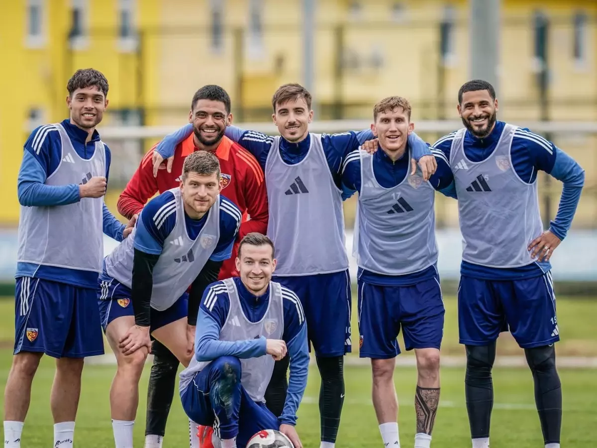Kayserispor Kasımpaşa Maçına Hazırlanıyor