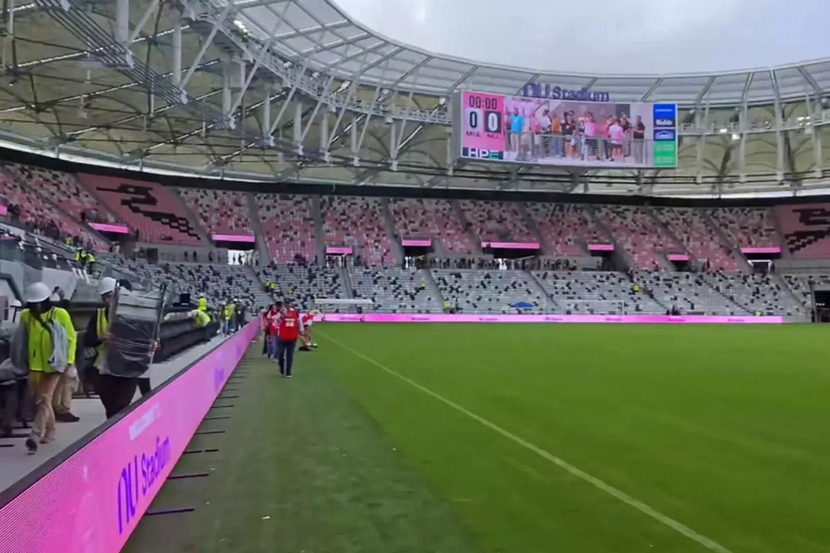 Bu stadyum tam 950 günde inşa edildi! Beğeni yağıyor