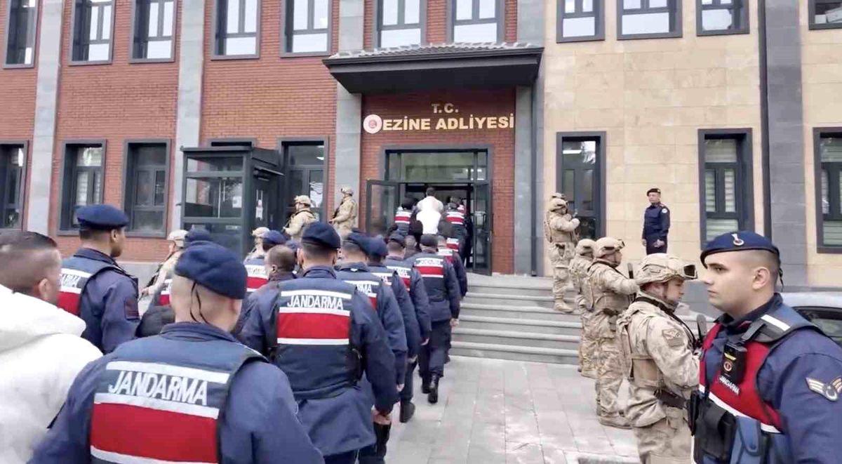 Çanakkale\'de Tefecilik Operasyonu: 19 Gözaltı