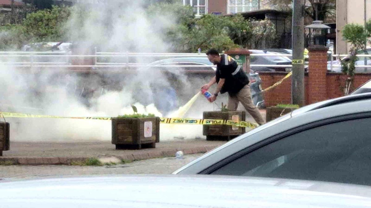 Çevre Şehircilik Müdürlüğü önünde bomba paniği