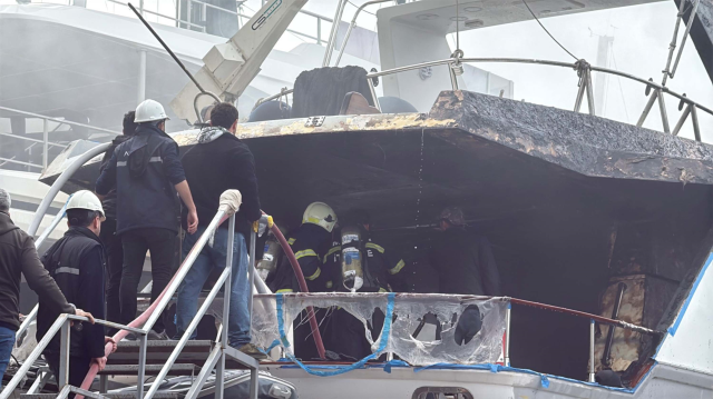 Eski kulüp başkanının yatı alev alev yandı