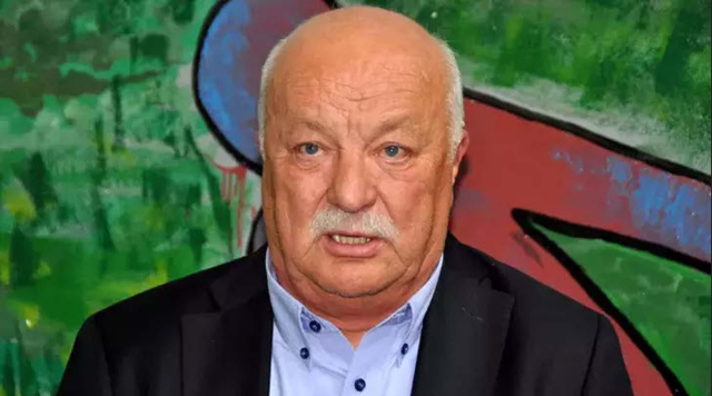 Eski kulüp başkanının yatı alev alev yandı