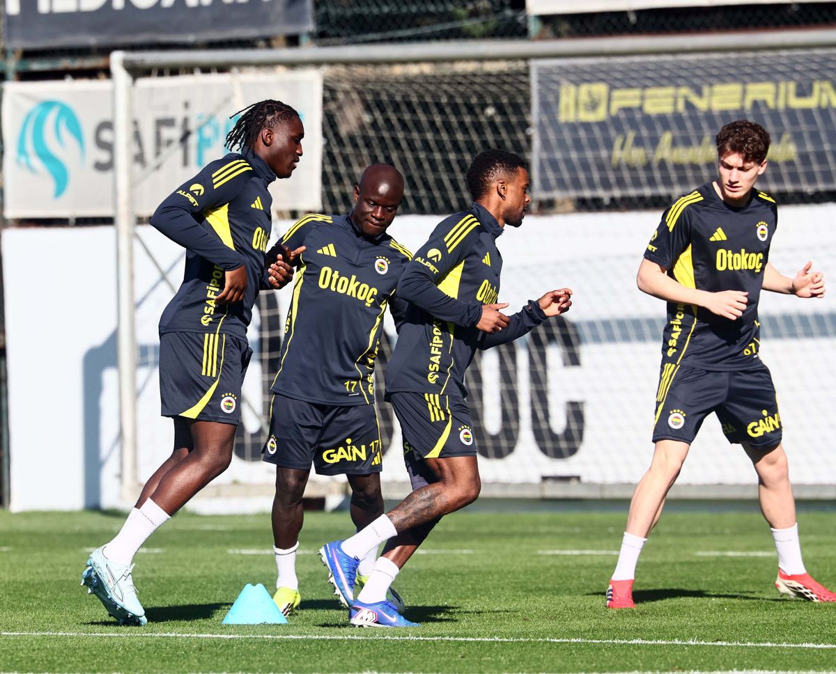 Fenerbahçe Beşiktaş Derbisine Hazırlanıyor