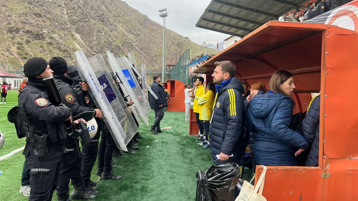 Yüksekova Spor, Fenerbahçe\'ye 1-0 Mağlup