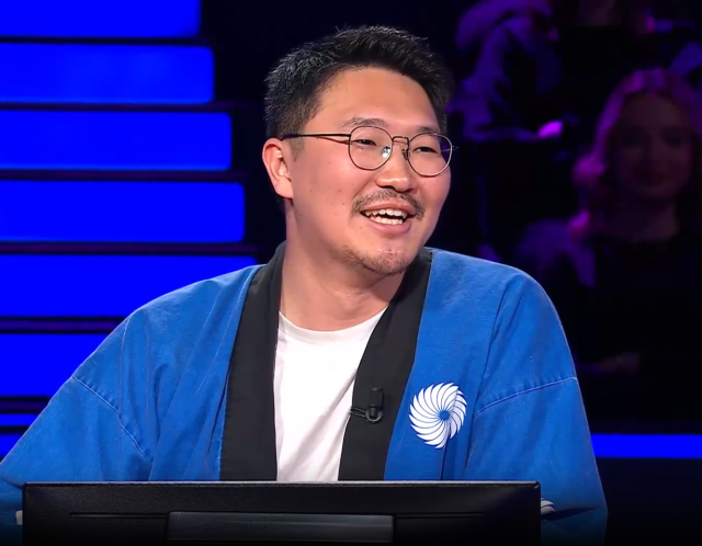 Japon yarışmacı yere kapandı, Oktay Kaynarca ne yapacağını şaşırdı