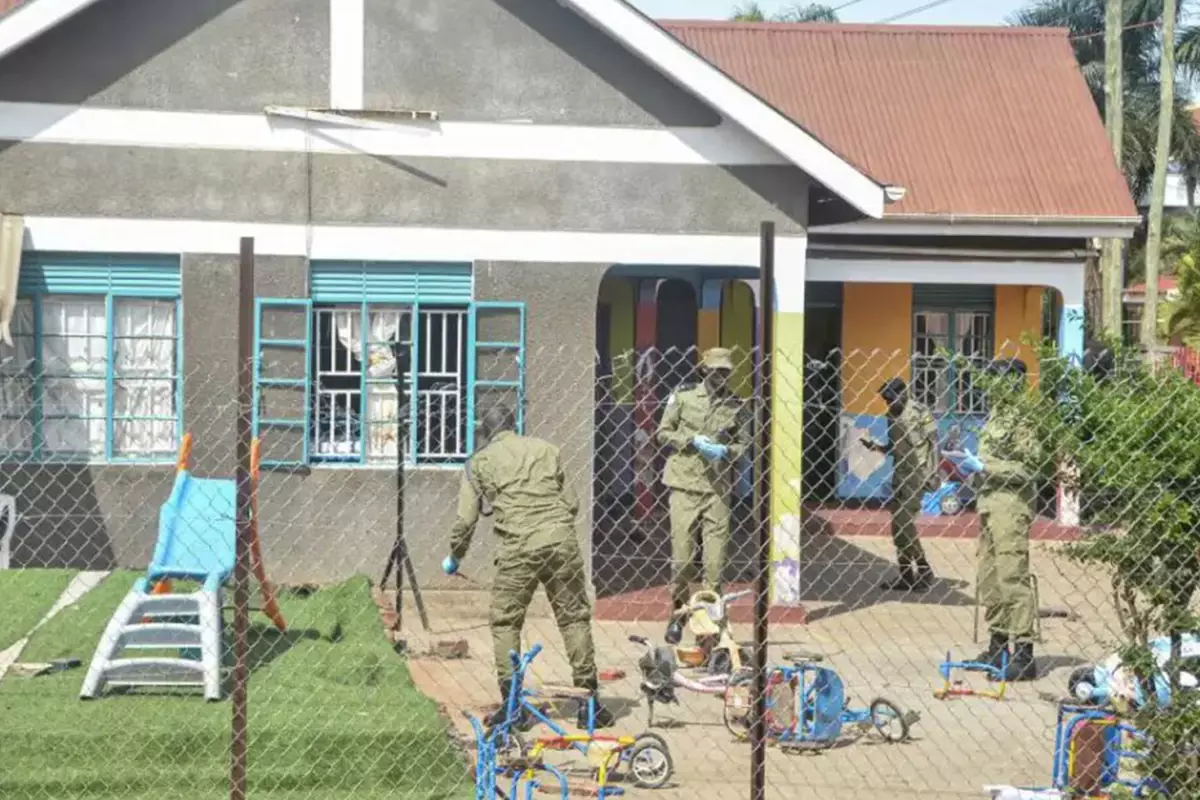 Uganda\'da anaokulunda palayla düzenlenen saldırıda 4 çocuk hayatını kaybetti