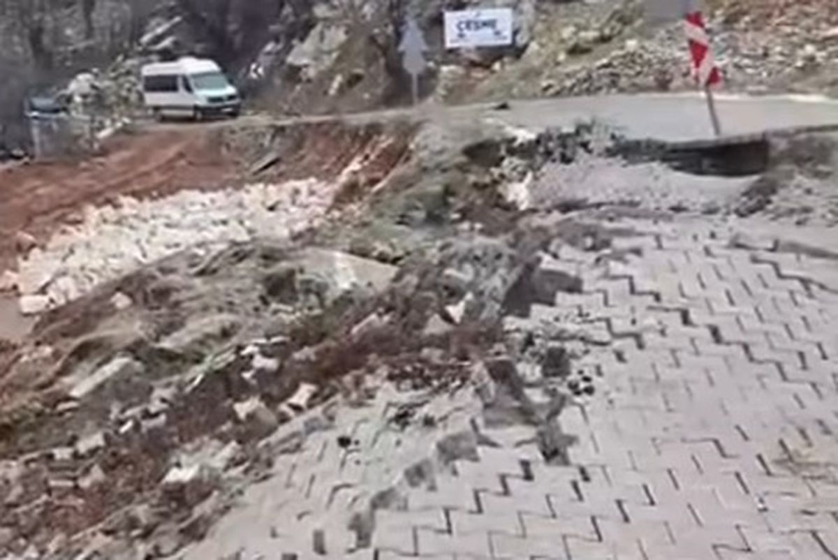 Nemrut Dağı Yolunda Heyelan