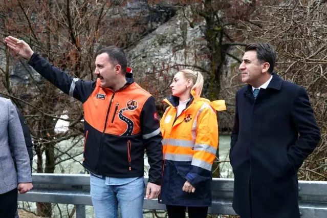 Tunceli-Ovacık Yolunda Patlatma Çalışmaları