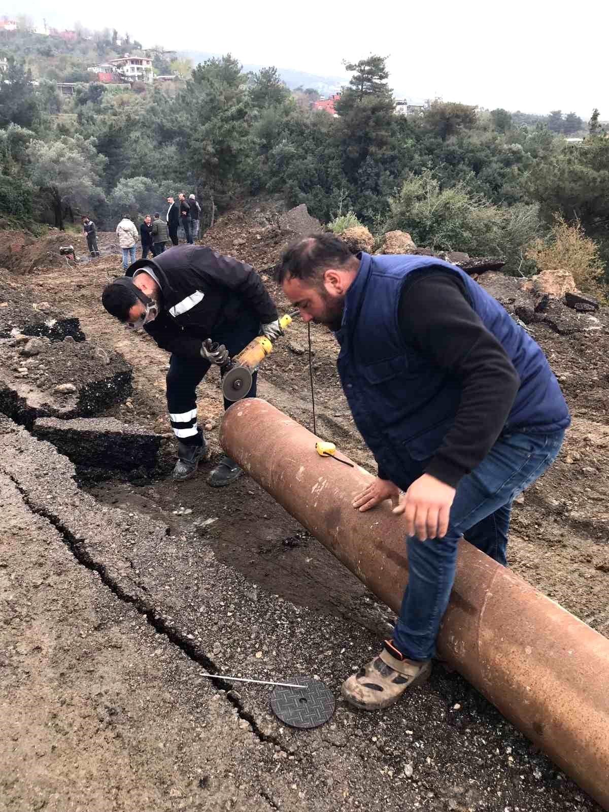 Payas\'ta içme suyu hattı hızla onarıldı