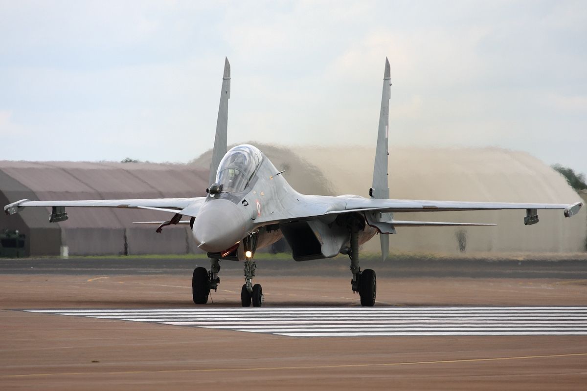 Kırım\'da Su-30 Savaş Uçağı Düştü