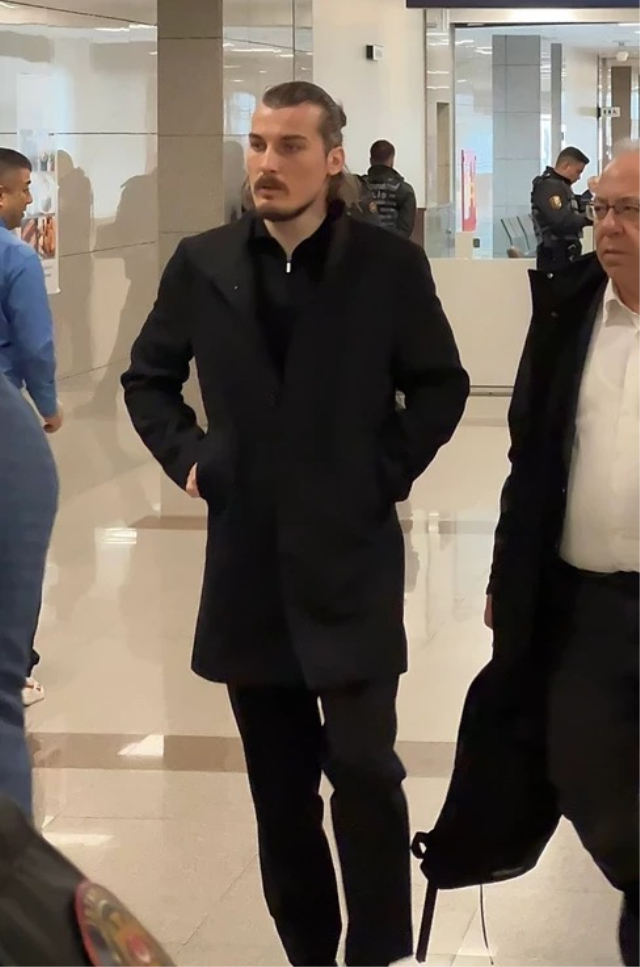 Tahliye olacak mı? Fenerbahçe camiası Mert Hakan için adliyede