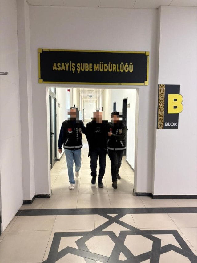 TIR'ın altına saklanıp kardeşini öldürdü! 31 yıllık korkunç sır ortaya çıktı