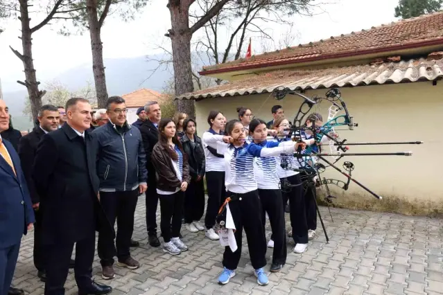 Muğla Valisi’nden Okçuluk Ziyareti