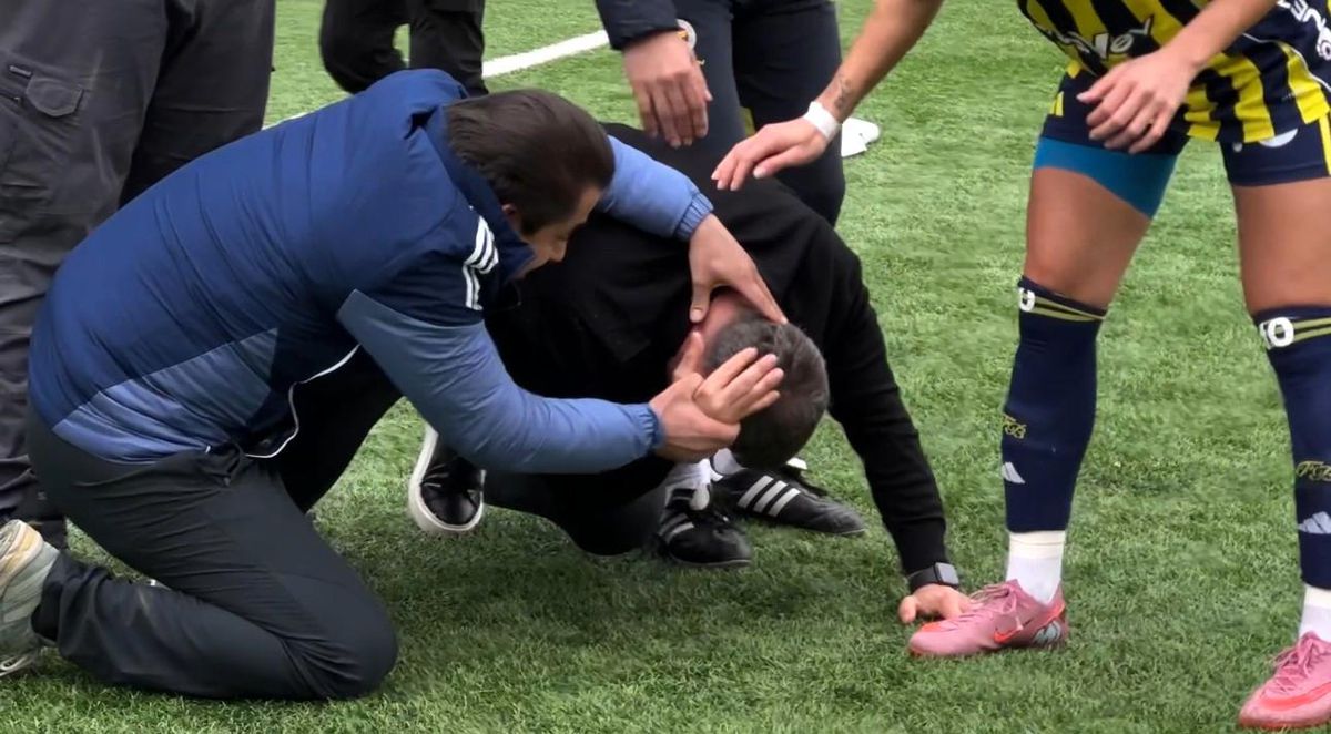 Fenerbahçe Maçında Gergin Anlar