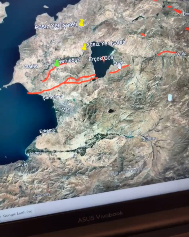 5.2'lik Van depremi sonrası Naci Görür'den uykuları kaçıracak uyarı! Büyüklük verdi