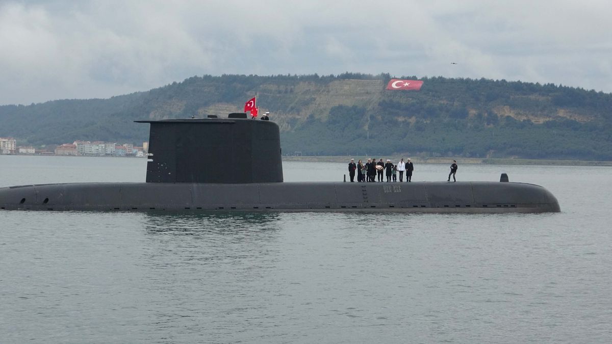 TCG Dumlupınar Denizaltısı Şehitleri Anıldı