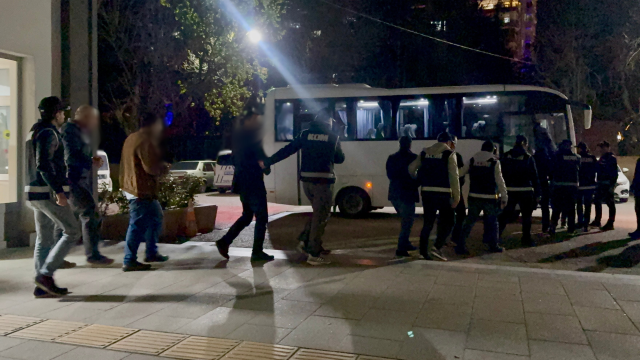 Ehliyet almak için yaptıkları şeytanın aklına gelmez! Yapay zekayı bile kullandılar