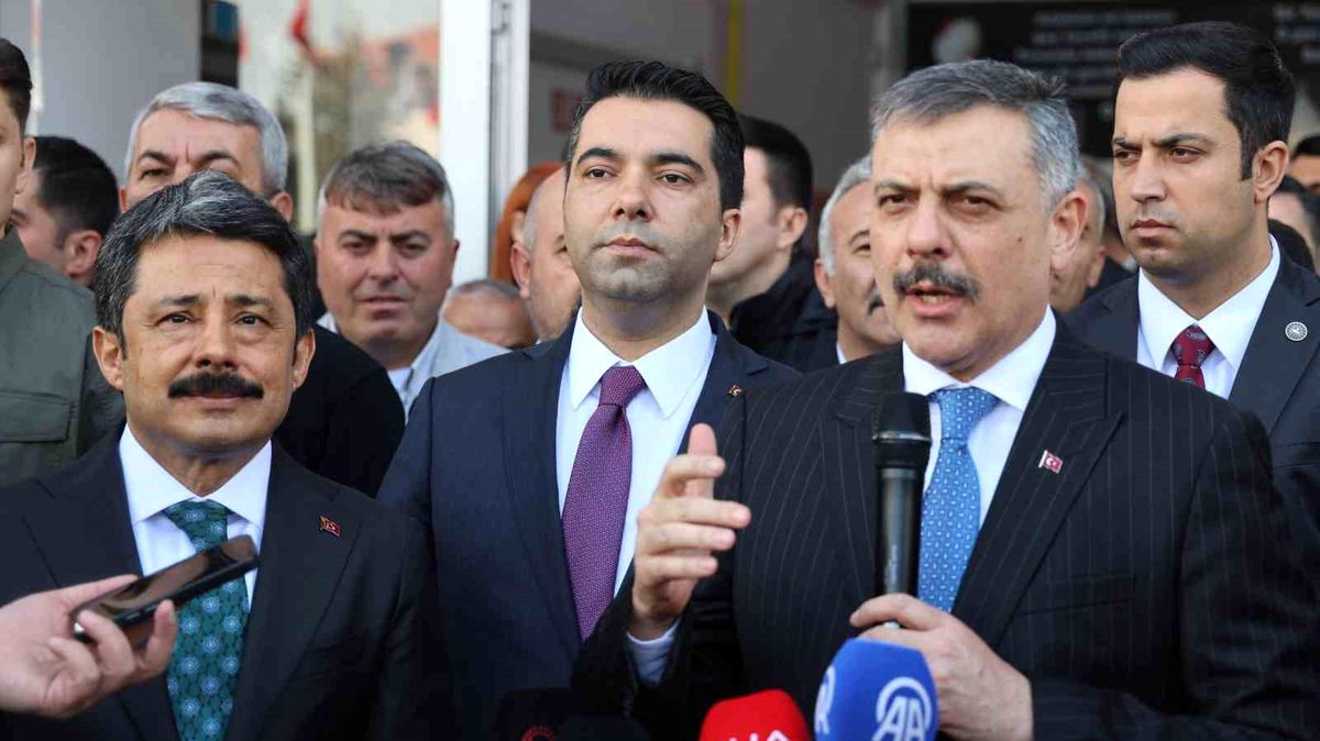 İçişleri Bakanı Çiftçi: "Vatandaşın huzurunu bozan yapılarla mücadele sürecek"