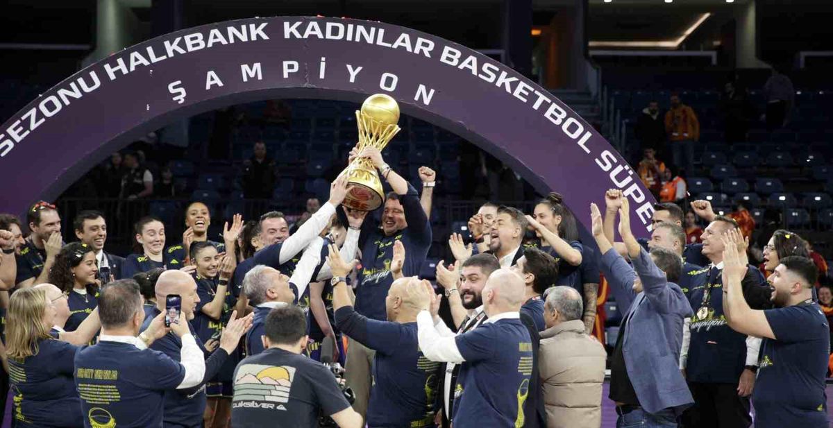 Fenerbahçe Şampiyonluğu Garantiledi