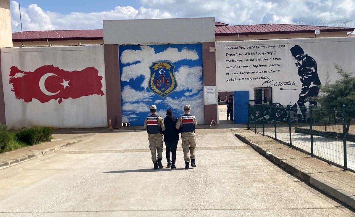 Hırsızlık Zanlısı Gaziantep\'te Yakalandı