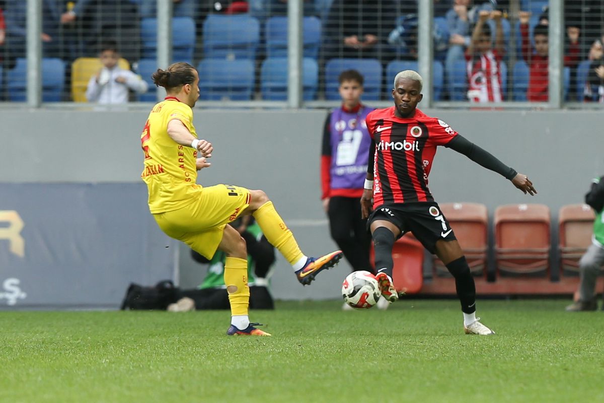 Göztepe, Gençlerbirliği\'ni 2-0 Yendi