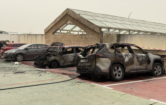 Savaş yeniden şiddetleniyor! ABD ve İsrail, İran'da petrokimya tesisini vurdu