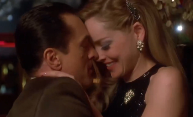 <a class='keyword-sd' href='/sharon-stone/' title='Sharon Stone'>Sharon Stone</a>: Hollywood’un en iyi öpüşen adamı Robert De Niro