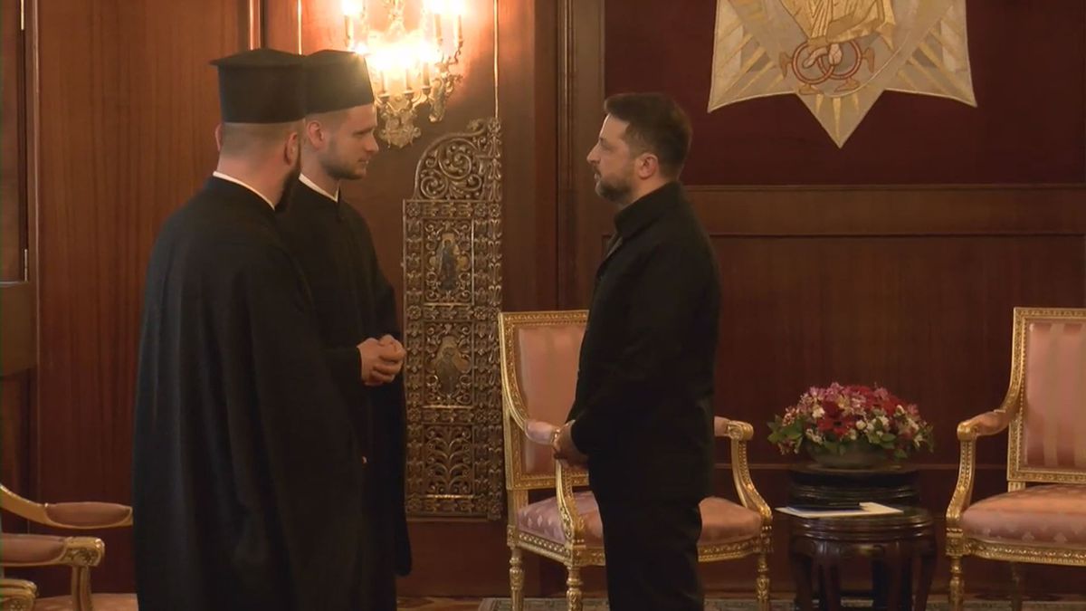 Zelenskiy Fener Rum Ortodoks Patrikhanesi\'ni ziyaret ediyor