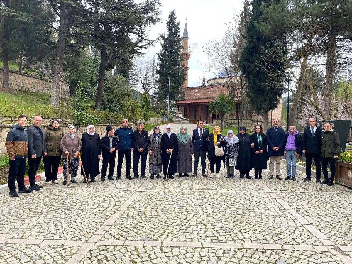 Huzurevi Sakinlerinden Şeyh Edebali Türbesi Ziyareti