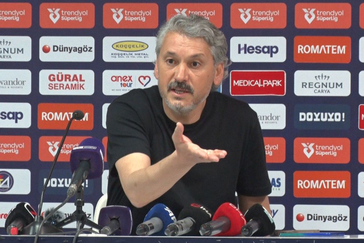 Eyüpspor\'dan hakem tepkisi: Her maç 12-13 kişiye karşı oynuyoruz