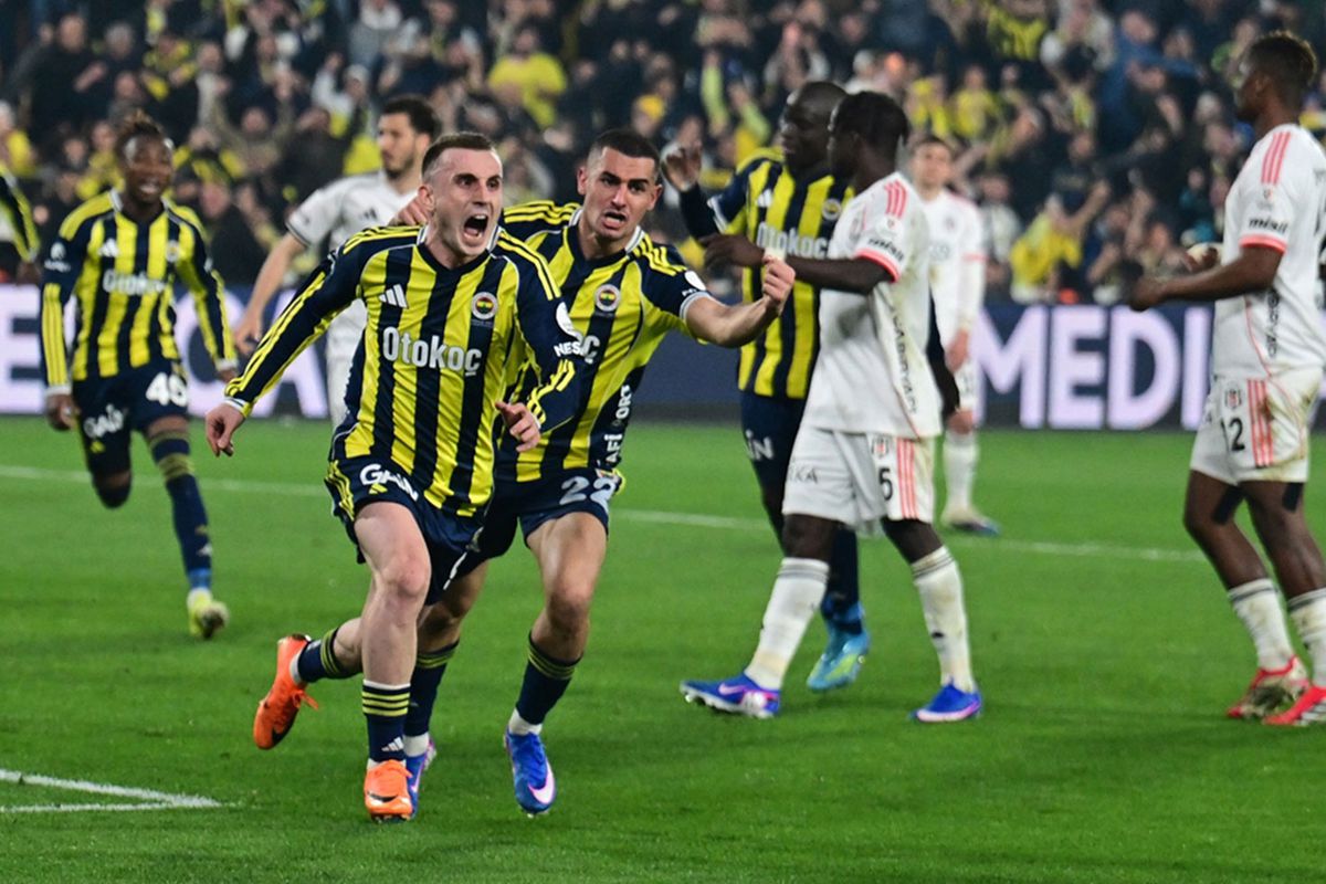 Fenerbahçe, Galatasaray\'ın kaybettiği haftada Beşiktaş\'ı uzatmalarda devirdi