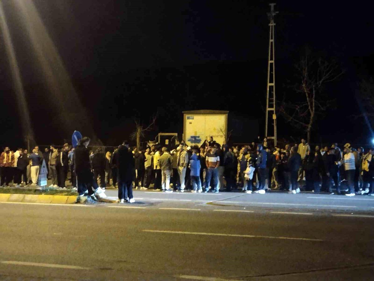 Fenerbahçe\'den Beşiktaş\'a Zafer Kutlaması