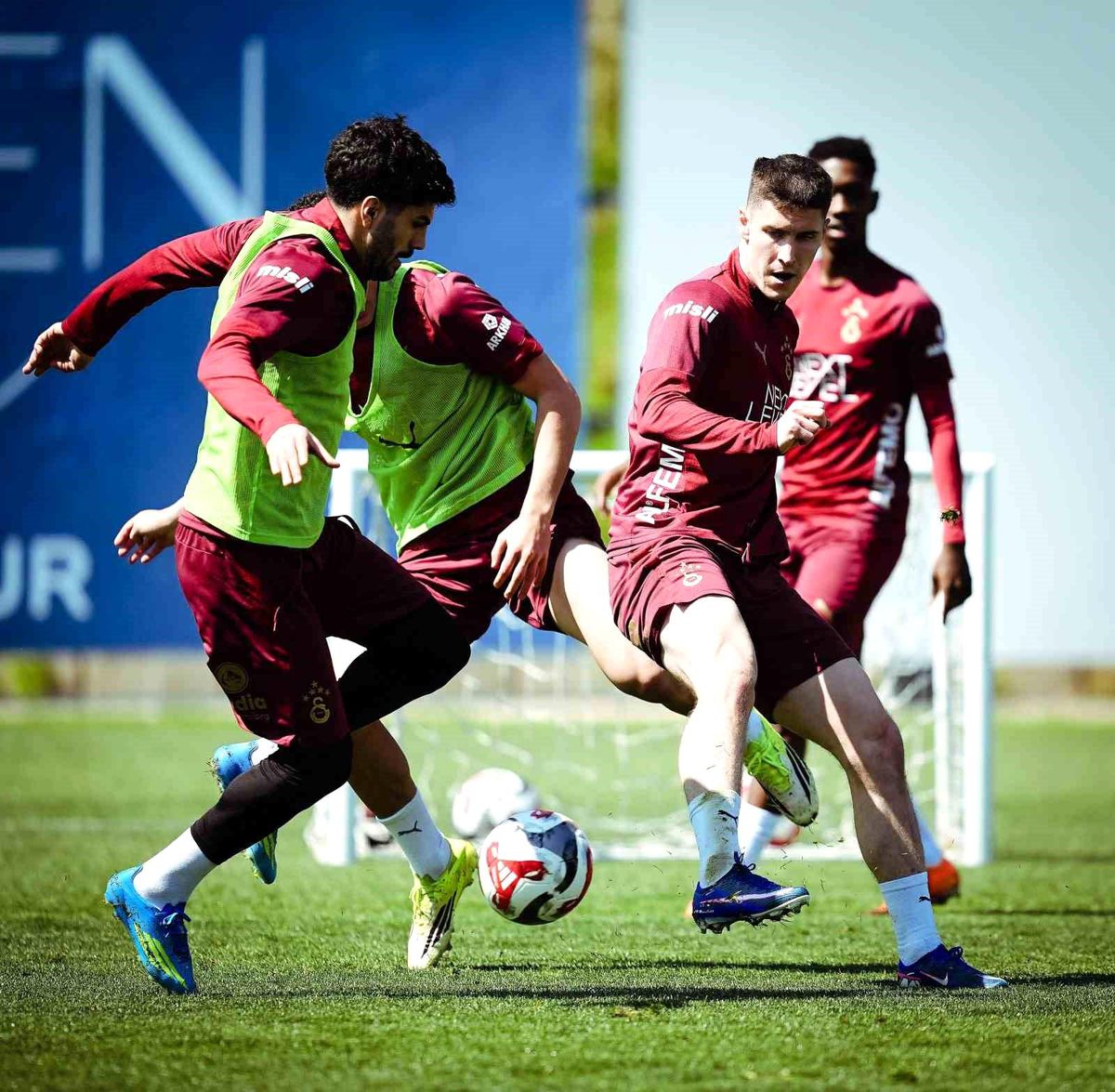 Galatasaray Göztepe Maçına Hazırlanıyor