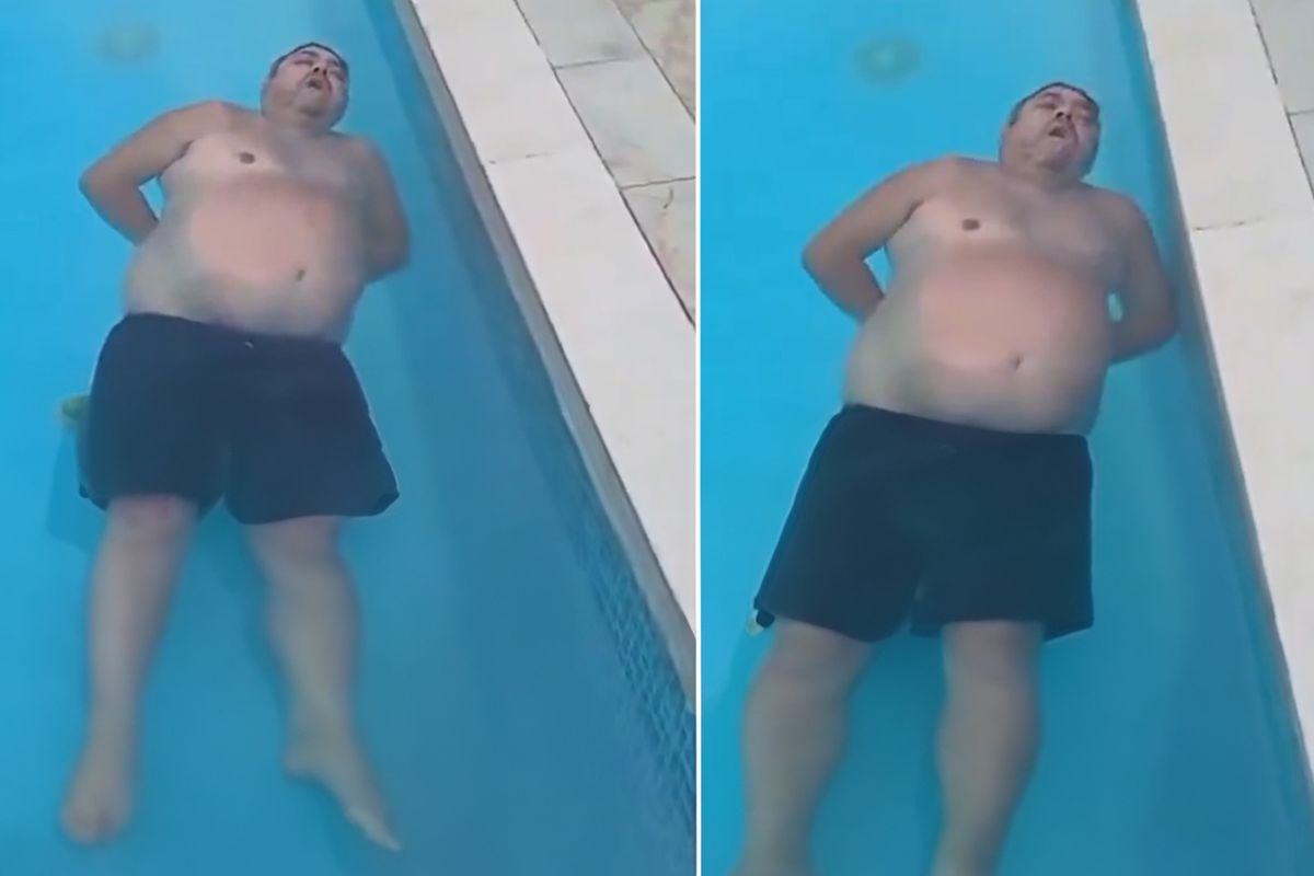 Havuzda uyuya kaldı! Eşi horladığı anları böyle kayda aldı