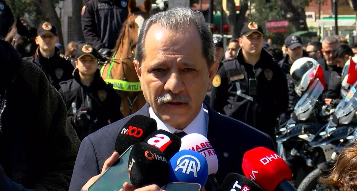 Polis Haftası Korteji İstanbul\'da Kutlandı