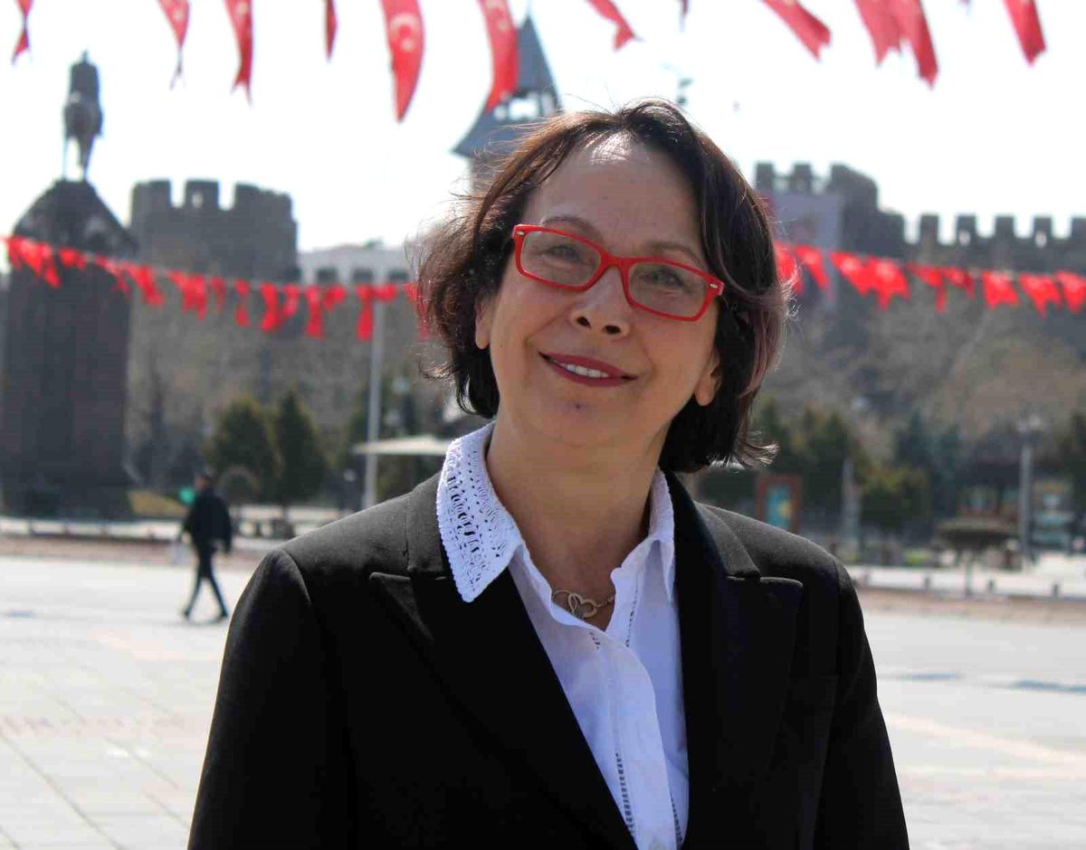 Kayseri Devlet Tiyatrosu\'na İlgi Artıyor