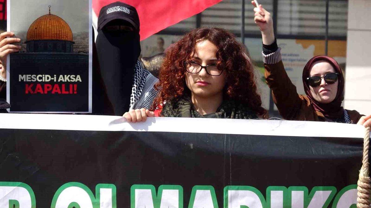 Filistinli Esirlere İdam Tepkisi