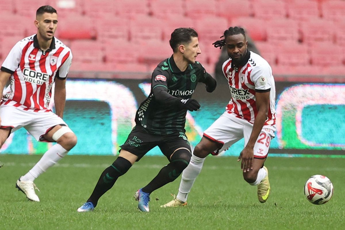 Samsun\'da inanılmaz maç! 4 gol, kırmızı kart ve 90+3\'te kaçan penaltı