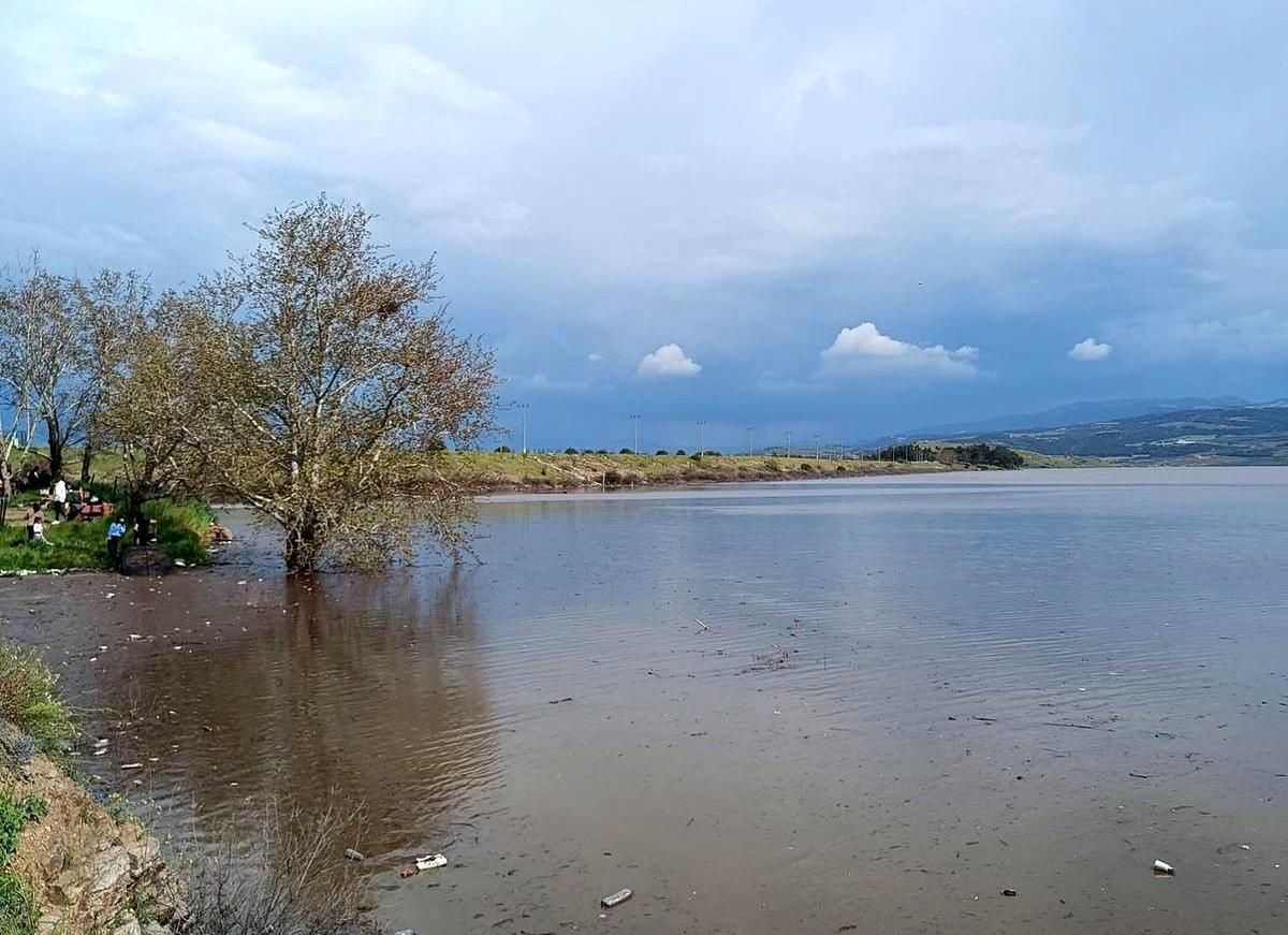 Manisa\'da Barajlar Doldu, Çiftçiler Güldü