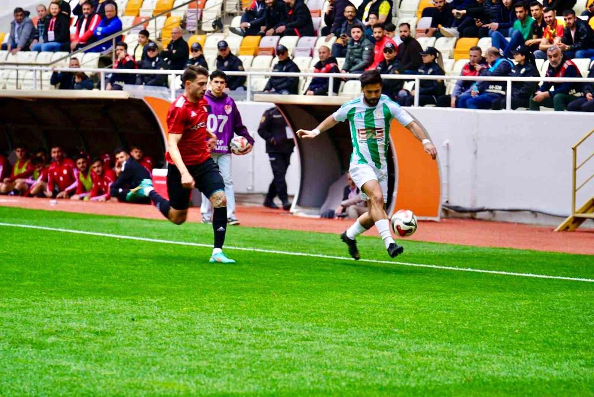 TFF 3. Lig: Malatya Yeşilyurtspor: 6 Karaköprü Belediye Spor: 2