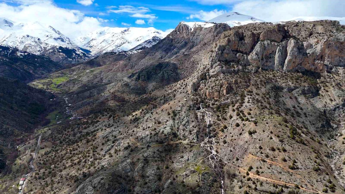 Gülaçar\'da Gizemli Doğa Olayı