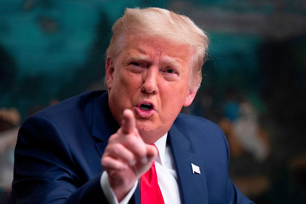 Trump\'tan dünyayı şoke eden küfürlü tehdit: O Hürmüz Boğazı\'nı açın...