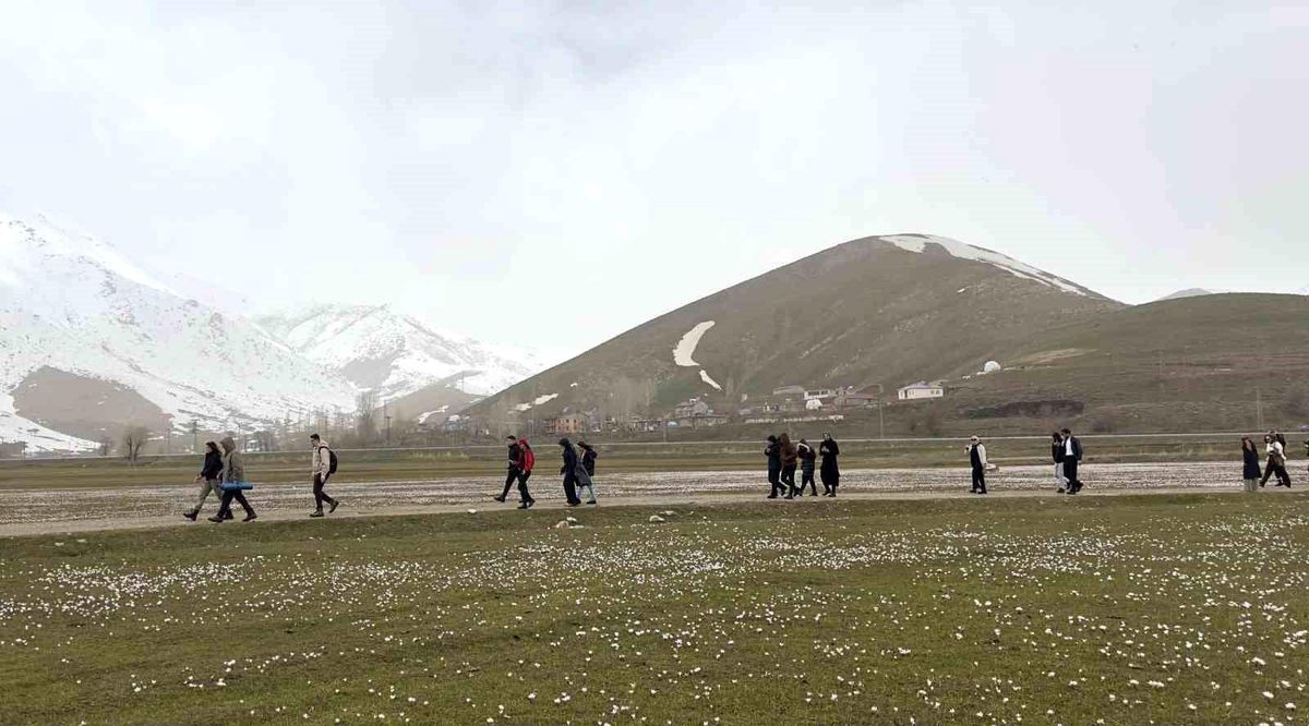 BEÜ\'den Güzeldere Vadisi\'nde Doğa Yürüyüşü