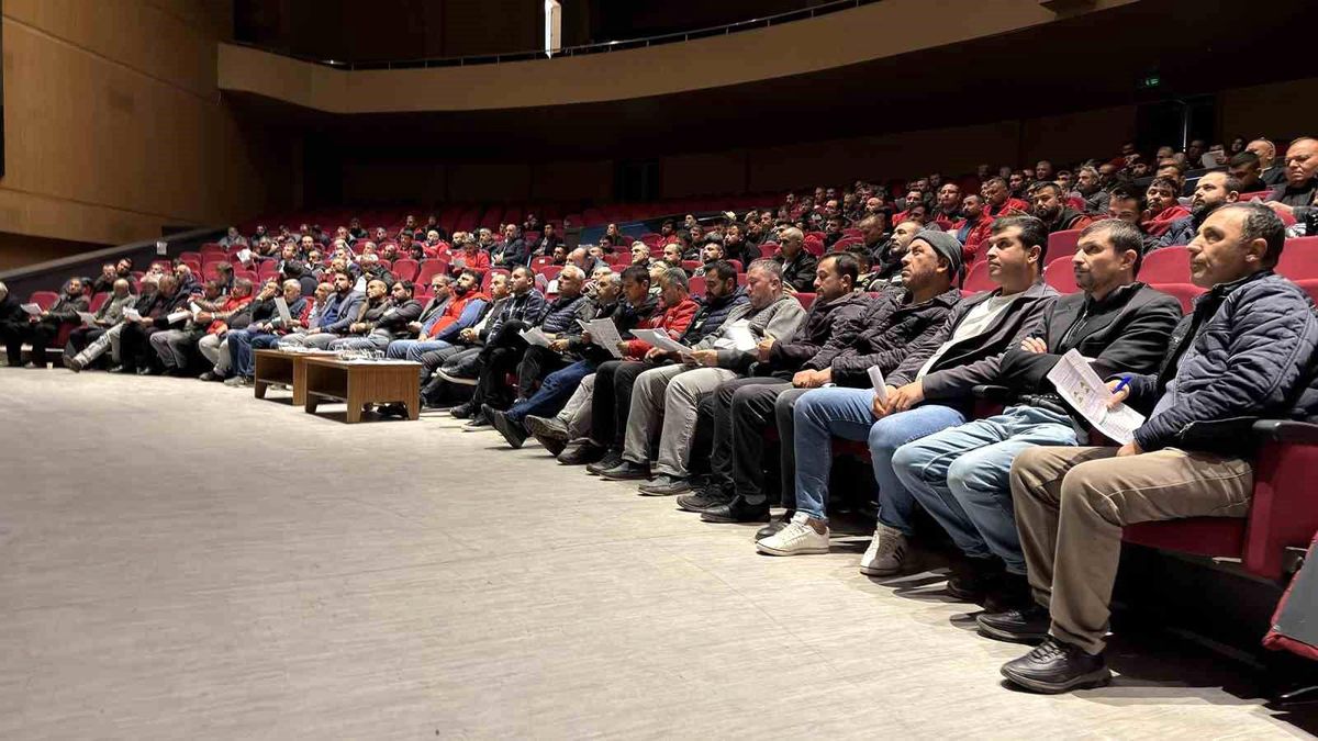 Büyükşehir\'den saha personellerine iş sağlığı ve güvenliği eğitimi