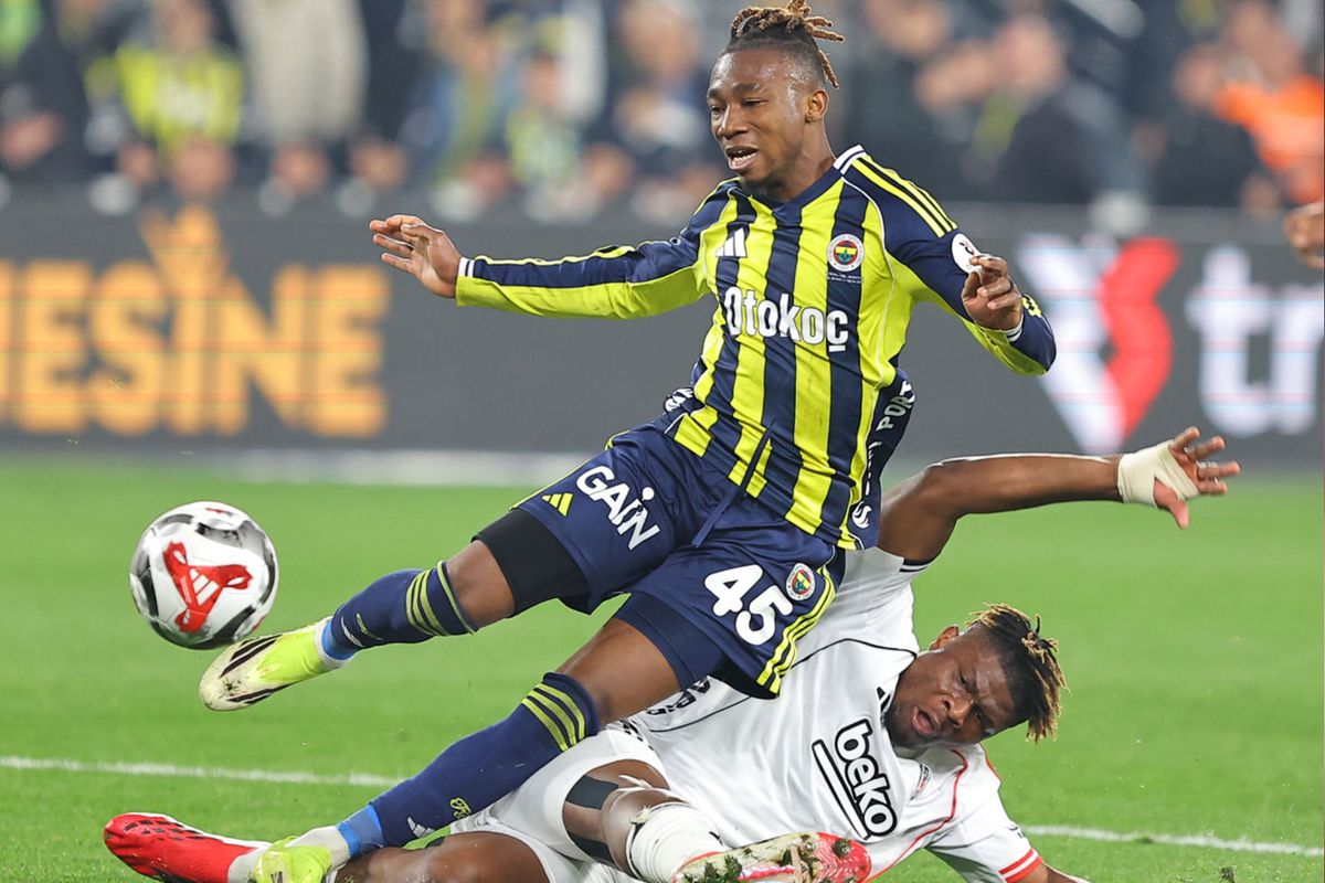 Derbi biteli saatler oldu, yangın dinmiyor! Bir tepki de Cerny\'den