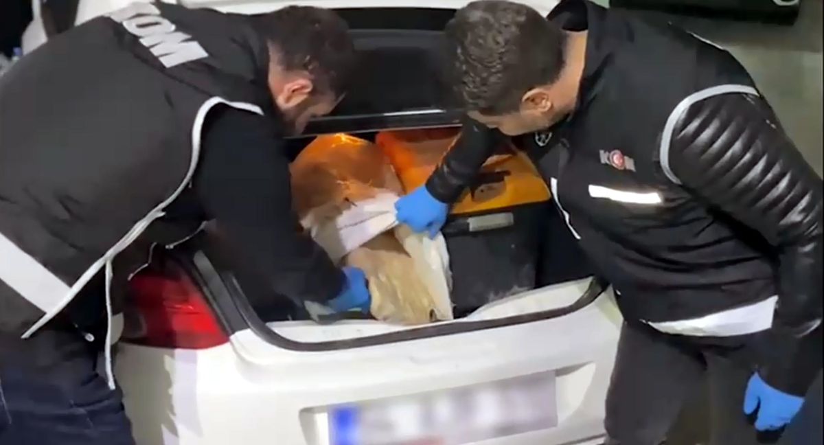 Edirne\'de Roma Dönemine Ait Heykel Ele Geçirildi