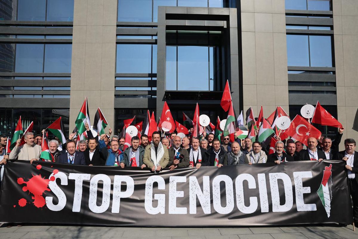 Eğitim-Bir-Sen, Gazze İçin Filistin\'e Yolcu Gönderdi